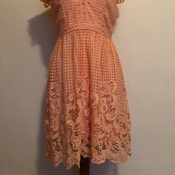 Altar’d State Size Medium Flirty Peach Lace Dress - Picture 2 of 11